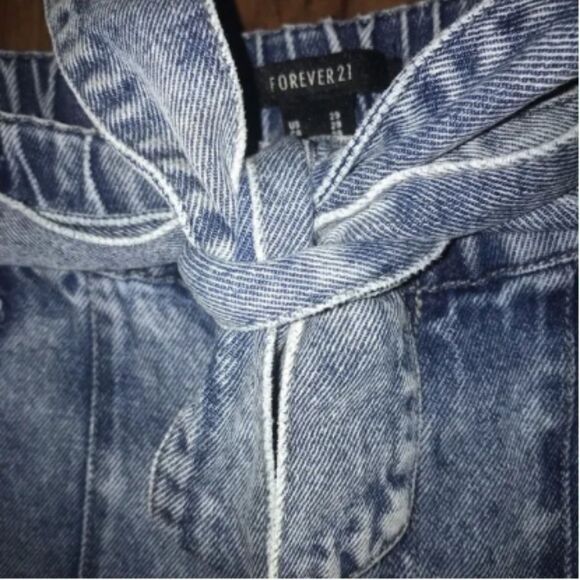 Women's Forever 21 Paper Bag Waist Jeans - Picture 3 of 12